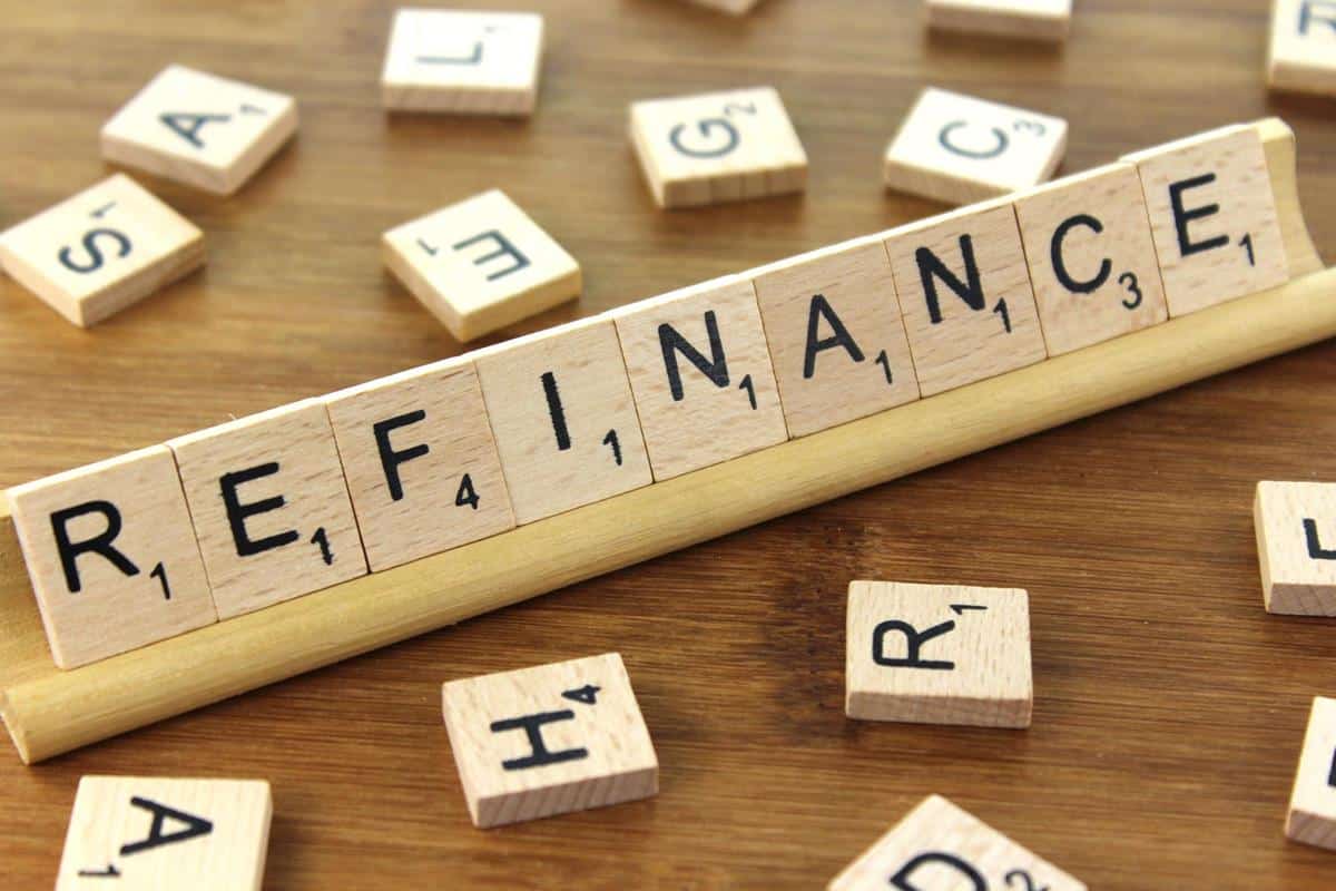 Refinance or Roll Over a Car Loan? What’s Best For Me?