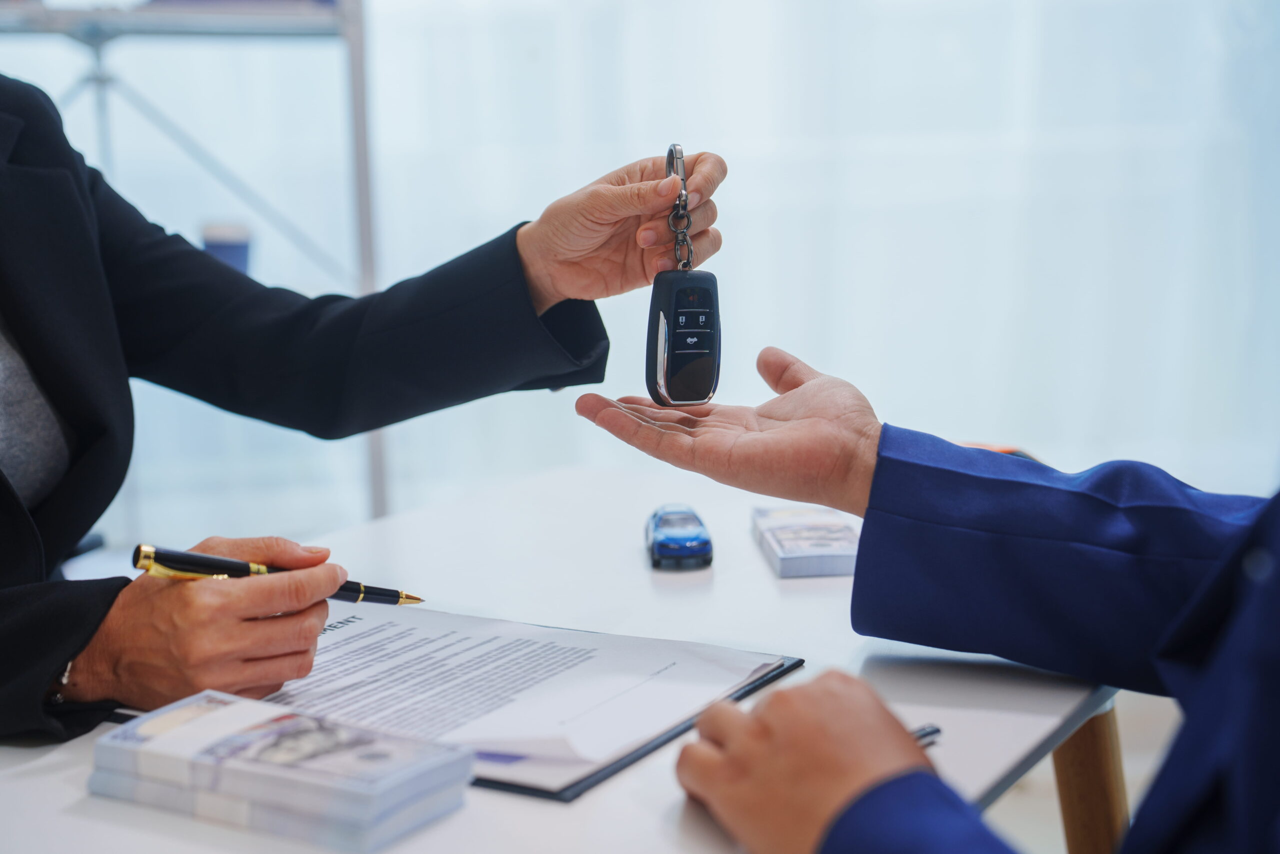 apply for car finance while on benefits
