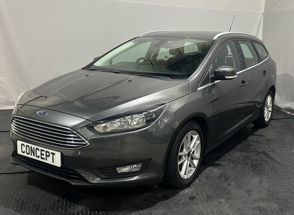 FORD FOCUS DIESEL ESTATE 1.5 TDCI 120 ZETEC 5DR