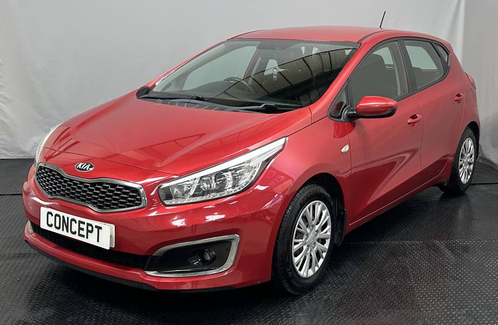 KIA CEED DIESEL HATCHBACK 1.6 CRDI ISG 1 5DR