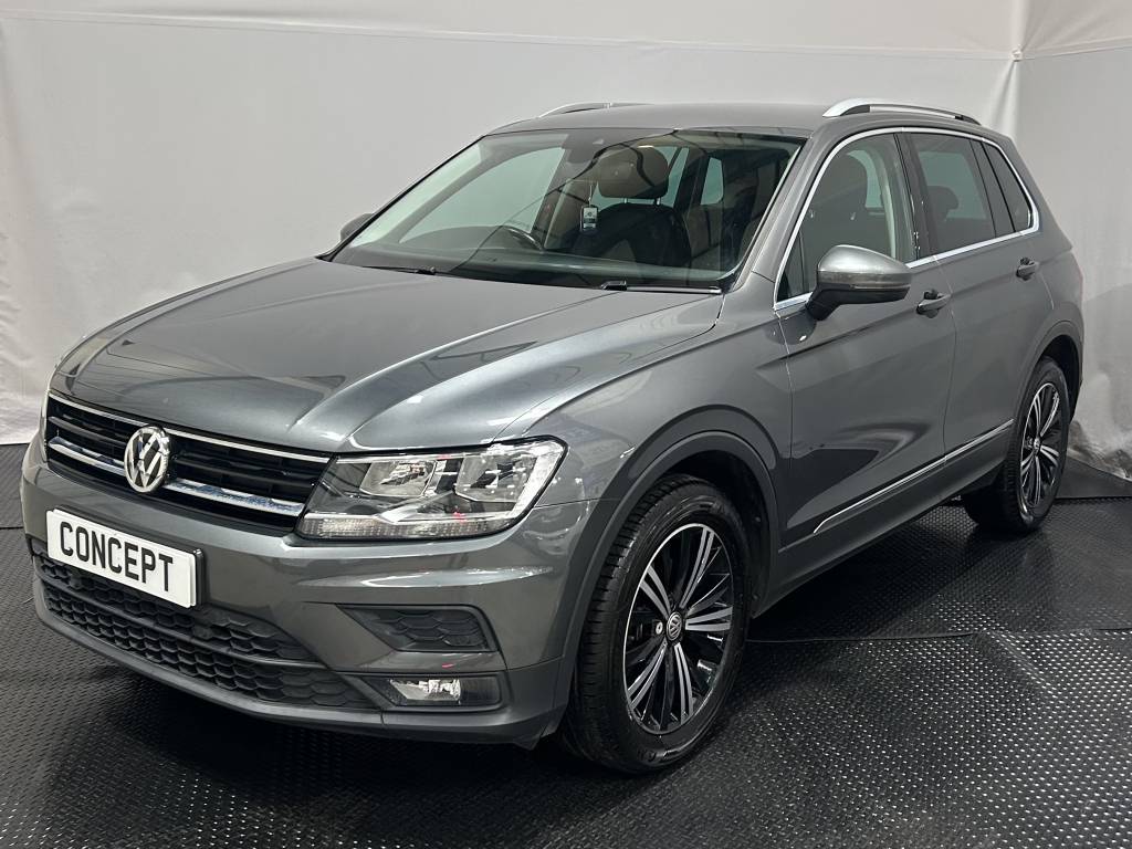 VOLKSWAGEN TIGUAN ESTATE 1.5 TSI EVO 130 SE NAV 5DR
