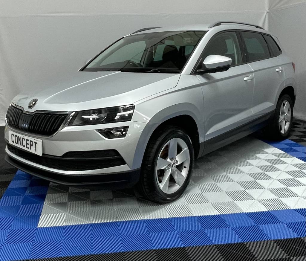 SKODA KAROQ ESTATE 1.0 TSI SE 5DR