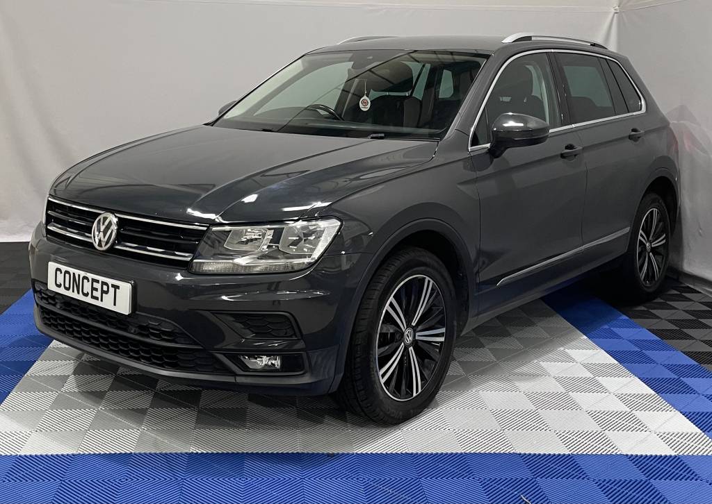 VOLKSWAGEN TIGUAN DIESEL ESTATE 2.0 TDI 150 4MOTION SE NAV 5DR DS