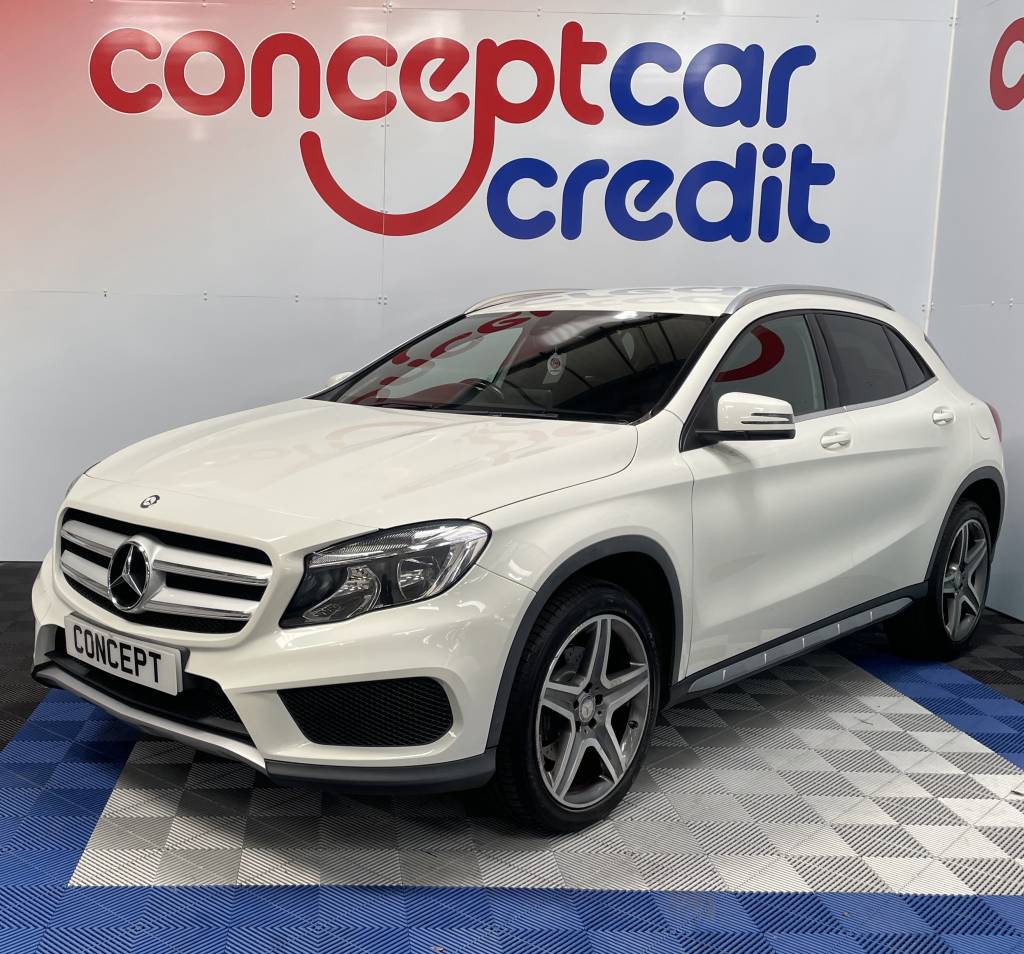 MERCEDES-BENZ GLA DIESEL HATCHBACK GLA 220D 4MATIC AMG LINE 5DR AUTO